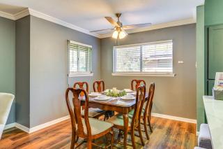 Game Room & Grill: Family Home in Corpus Christi! - 5