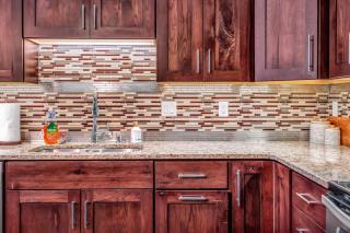 2 BR La Crosse 2 Blocks to La Crosse Center - 6