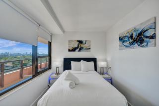 Luxury Ocean View Condo with Beach Service 1521 - Miami Beach - 6