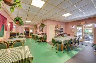 Lanesville Home with Pool Table, Bar and Deck! - Lanesville - 2