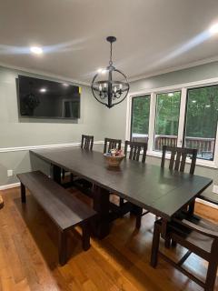 Whisper Chalet Reunions Groups 20 Plus Guests - Greensboro - 1