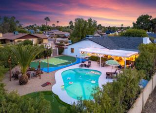 Desert Air 5 Br Sports Court Pool Arcade Hot Tub - Phoenix - 0
