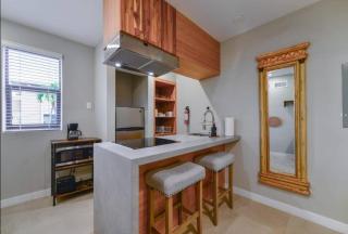 Anselmo Brickell Apartments - 3