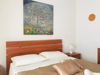 Pizzo Beach Club one bed Apartments 128G - Pizzo - 3