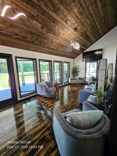 Life's Good Retreat Main House - Brevard - 7