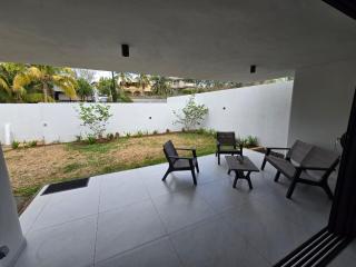 Private Accommodation Nino No 1 - Albion - 8