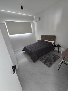 Private Accommodation Nino No 1 - Albion - 1