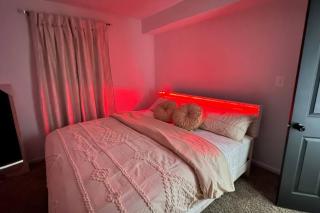 DC Edge stunning three-bedroom House - 5