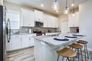 Chic Home Themed Bedrooms Game Room Best Spot - Kissimmee - 1
