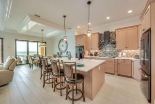 Big Kahuna Oasis: 10BR, Pools & Beach Access - Fort Myers Beach - 1