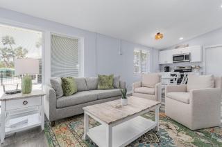 Stylish Villa w/ Pool, Beach Access & Pet-Friendly - Fort Myers Beach - 9