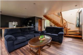 Caldera- Hale Kumu La'au at Volcano - 2