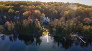 Large home on the Lake, Hot tub, Families, Groups - Central Lake - 7