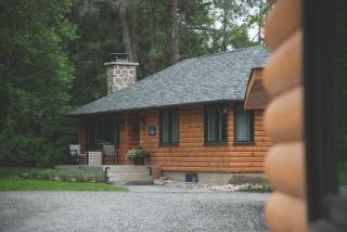 Haliburton Post House - Minden - 2