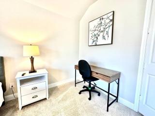 Family Friendly 3br Near Fort Worth, Pool & Lake - 2