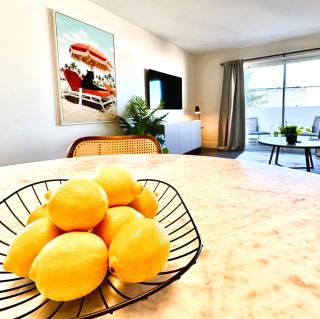 Homey Haven in Vibrant South Beach - 9