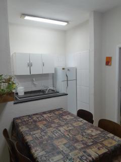 Apto Gonzaga a 20m da praia -Ar Split & Pet Friendly - 4