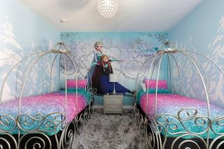 Sunny 8 Bdrm Home with Themed Rooms in Encore - Orlando - 7