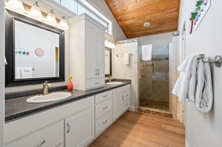 Upper Deck by Simple Life Rentals - Sturgeon Bay - 7