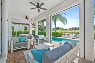 Polished 5 Bdrm Villa with Home Theater at Reunion - 8