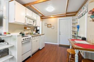 Tuckaway Cottage by Simple Life Rentals - Ephraim - 5
