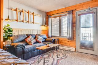 2 Mi to Granby Ranch Dog-Friendly Studio! - 7