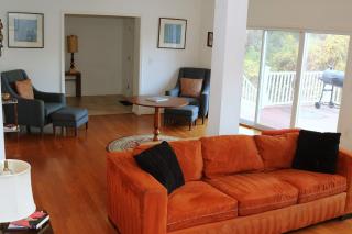 Quiet Relaxing Waterfront Suisse Chalet - Annapolis - 3