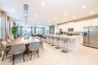 Exquisite 9 Bdrm Home w Games Room at Encore - Orlando - 1