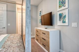 Cheerful 7 Bdrm Home with Cinema Room at Encore - Orlando - 2