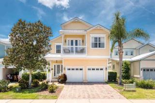 Beaming 5 Bdrm Home with Private Pool at Reunion - 0