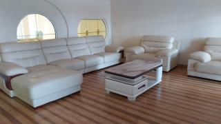 Villa Sleeps 10 with Garden - 4