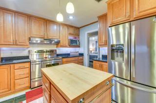 Spacious Home with Hot Tub in Fort Walton Beach! - Fort Walton Beach - 2