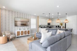 W454 - Bohemian Chic Oasis With Themed Bedrooms at Reunion - Kissimmee - 0