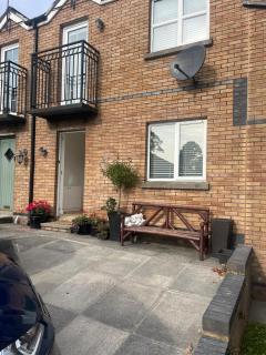 Lawnfield Lodge - Newcastle - 0