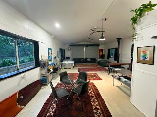 The Disco Studio - Gleniffer - 4