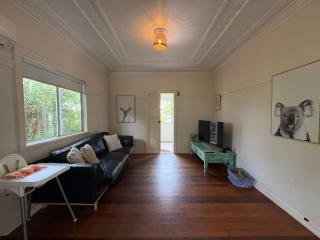 Kings Beach Cottage - Caloundra - 8