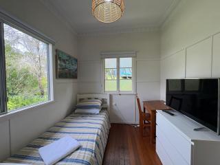 Kings Beach Cottage - Caloundra - 3