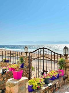 Mandala Lodge Beachfront Seaview Apt 1 - Dahab - 9