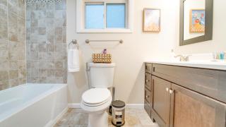 Gorgeous 5BR & 3BA Spacious Home 2 minutes from MGM - 4