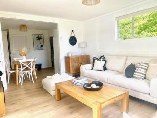 Bach 14 - Stay Waiheke - Blackpool - 9