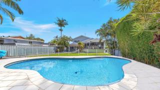 Riverside Oasis - 9