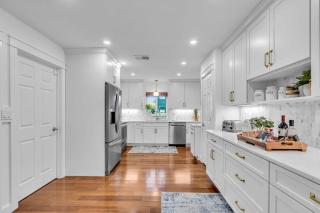 Flamingo Royale Beach Luxury Resort - 4