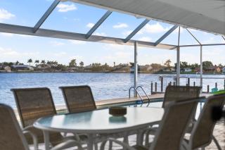 Villa with Gulf Access & Private Pool - Cape Coral - 2