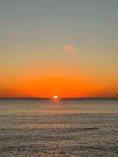 Spacious 4-Bedroom Manly Home with Yoga Loft & Near Beach - Sydney - 3