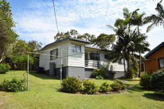 Chriscliffs Hat Head - Bring your own linen - 0