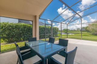 Simba's Lake House - Orlando - 8