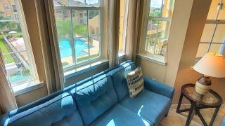 Pool Side Tree House - Davenport - 1