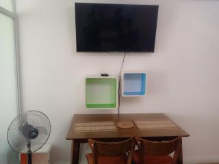 Davao Stay Suites Studio with Samal View APT2-1509, AC, WiFi, Queen, Kitchen - Davao - 8