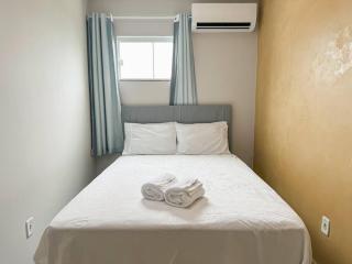 Apto com Ar, Smart TV e Wi-Fi - 5 min da Praia - 3