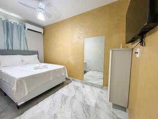 Apto com Ar, Smart TV e Wi-Fi - 5 min da Praia - 0